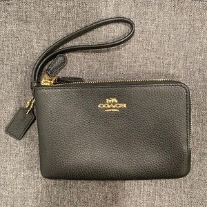 Double pocket Coach wristlet 👛